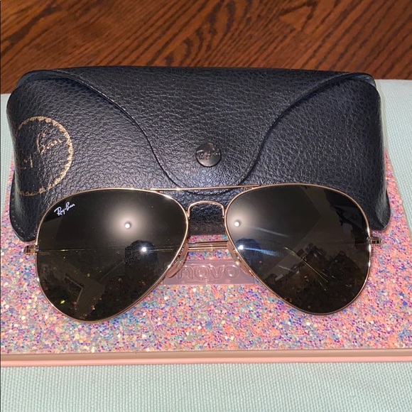 Ray-Ban Accessories - Ray-Ban authentic aviators (gold)